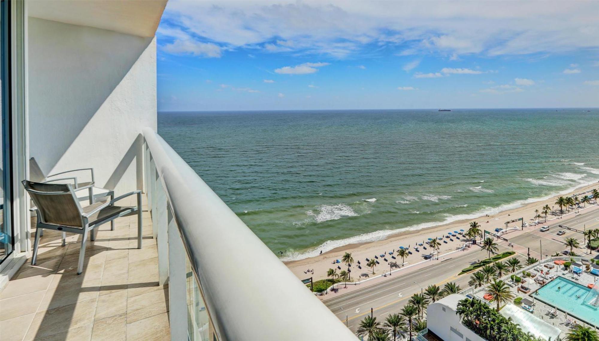 House Lauderdale, A Hilton Resort